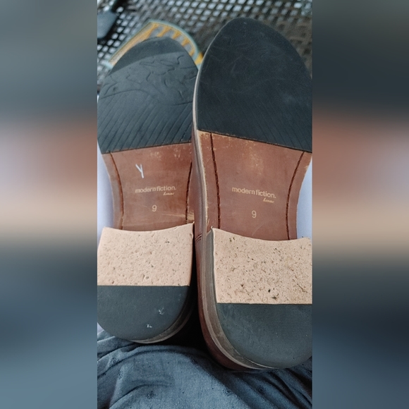 Modern fiction leather boots size 9 - Picture 5 of 6